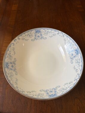 Lenox Bouquet Collection porcelain White Heather 9” serving bowl Japan